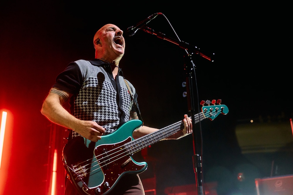 Live Shots: Rise Against and Alkaline Trio set a fire for Masonic crowd — Menlo Park Arts news