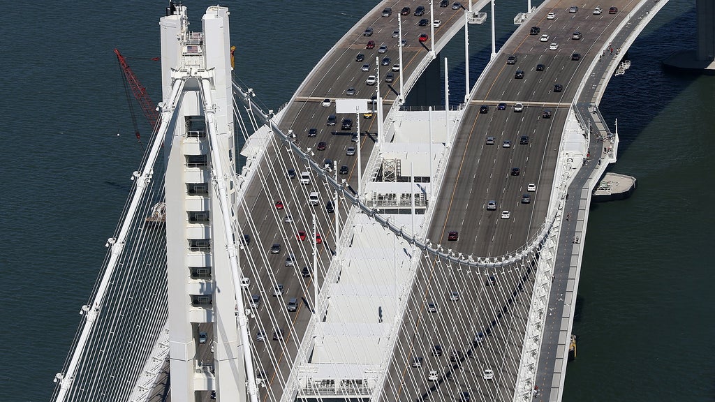 Suspects aged 19, 15 arrested in September Bay Bridge shooting — CBS Bay Area (KPIX), Menlo Park Community news