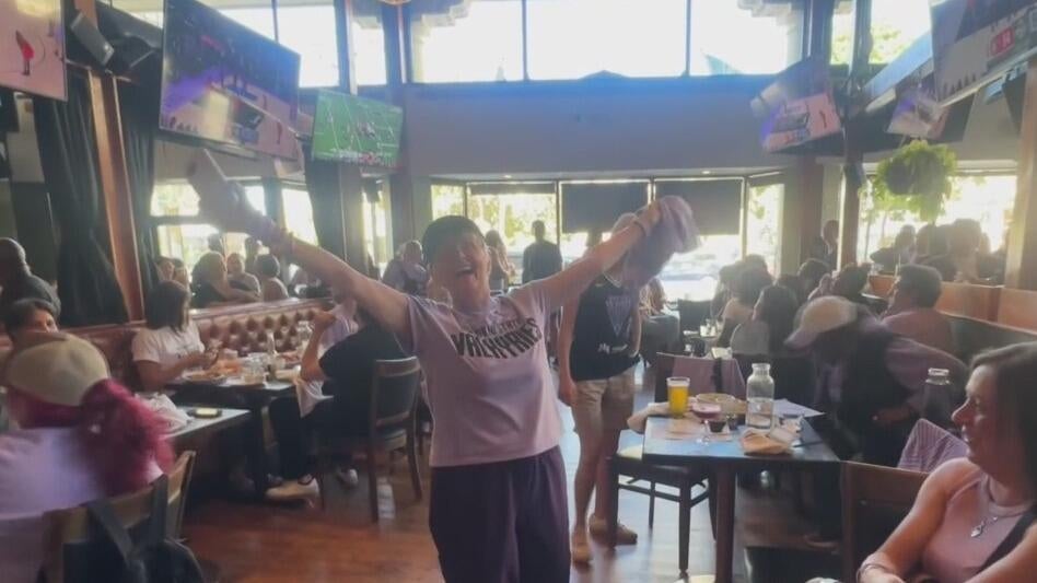 Golden State Valkyries' first Finals win brings Bay Area fans together — CBS Bay Area (KPIX), Menlo Park Business news