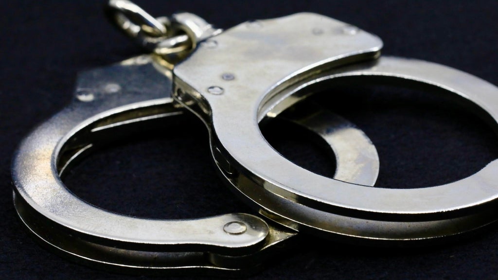 2 San José police officers arrested, accused of tampering with evidence — Menlo Park Community news