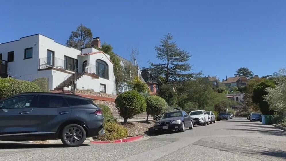 PG&E may shut off power to parts of the Bay Area due to upcoming fire risk — CBS Bay Area (KPIX), Menlo Park Community news