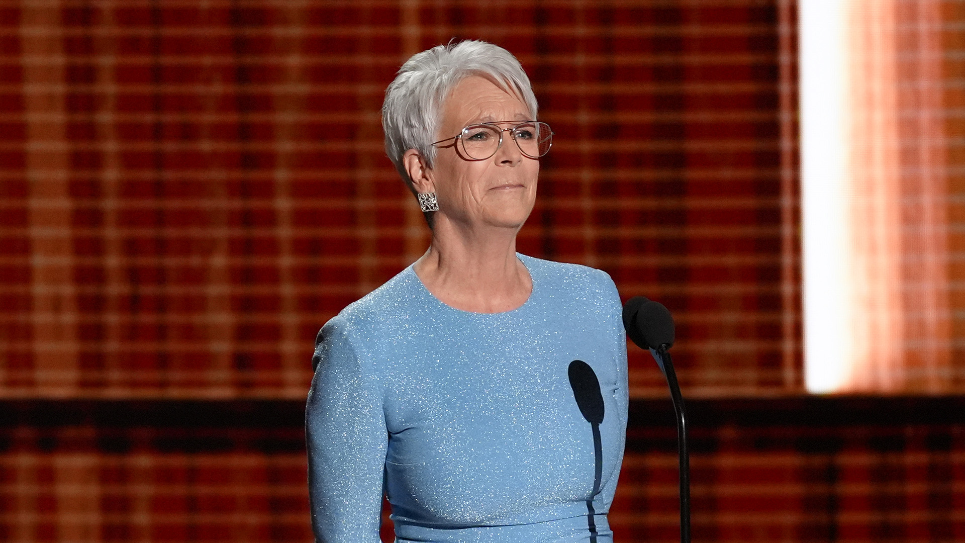 Jamie Lee Curtis to receive inaugural Rob and Michele Reiner Champion for Change Award
— ABC 7 Bay Area, Menlo Park Community news
