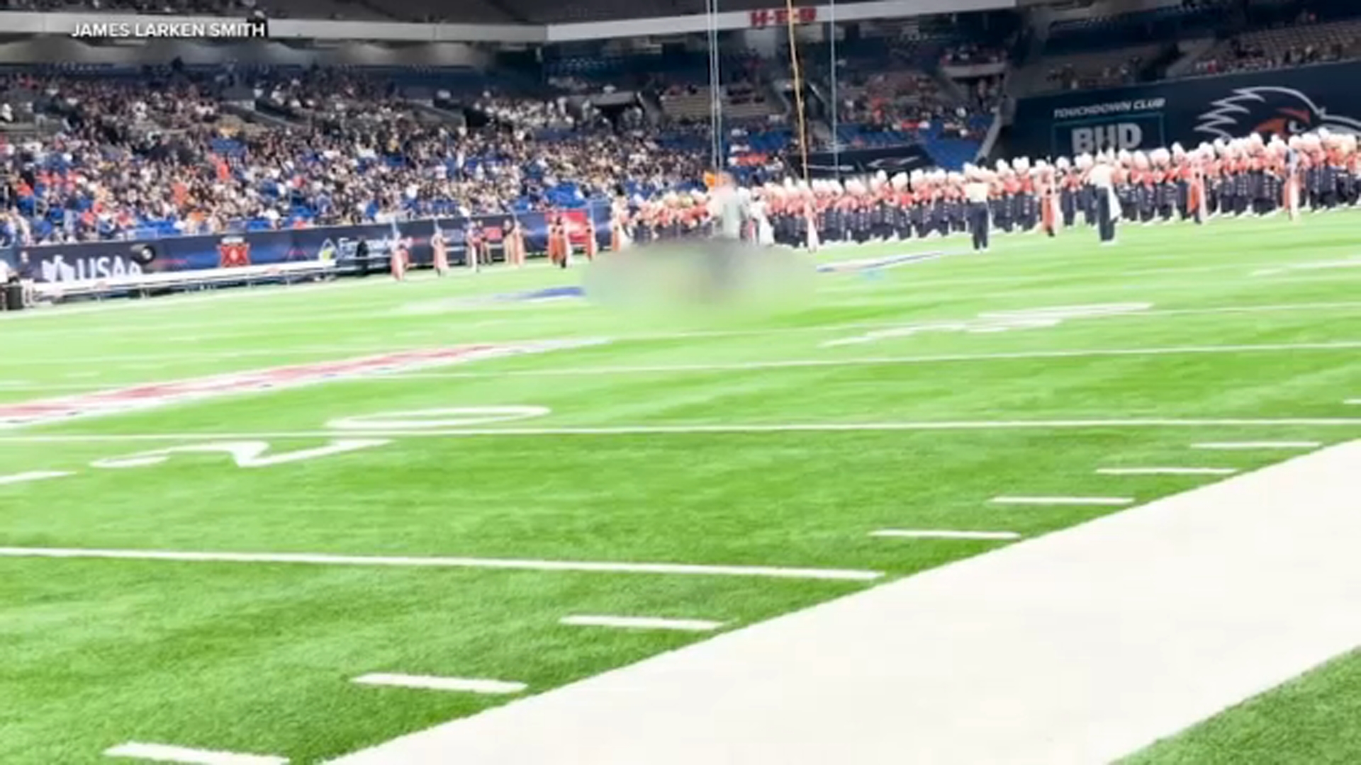 Air Force member killed rappelling from Alamodome's ceiling in Salute to Armed Forces ceremony
— ABC 7 Bay Area, Menlo Park Sports news