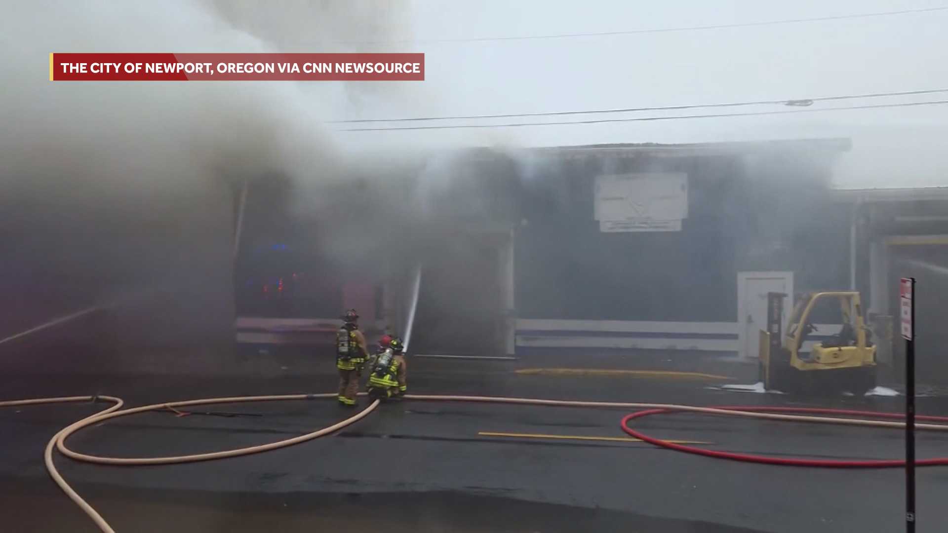 Possible ammonia contamination prompts evacuations after Oregon seafood plant fire, officials say — WESH 2 Orlando, Menlo Park Schools news