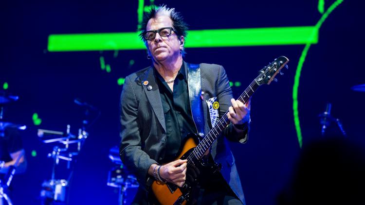 The Offspring guitarist Noodles leaves tour due to 'fairly serious health issue' — WTSP Entertainment Tampa Bay, Menlo Park Health news