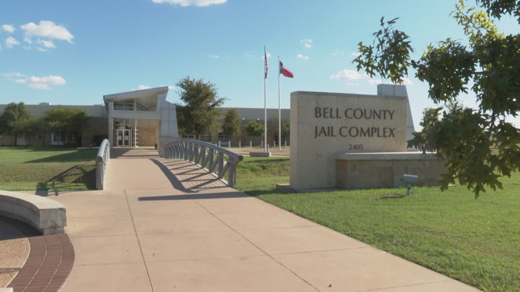 Man charged in deadly Killeen crash dies in custody — KCEN (Central Texas), Menlo Park Community news
