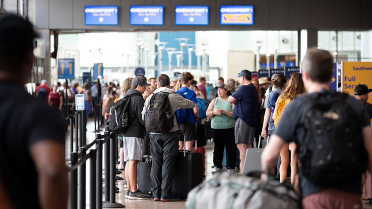 Ground delay issued at Austin's airport during busy F1 weekend โ KVUE (Austin), Menlo Park Community news