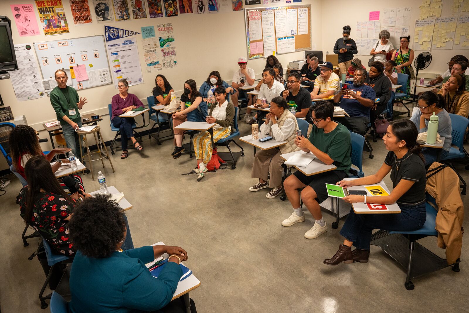 District 6 candidates debate bullying, charter schools and teacher retention — The Oaklandside, Menlo Park Schools news