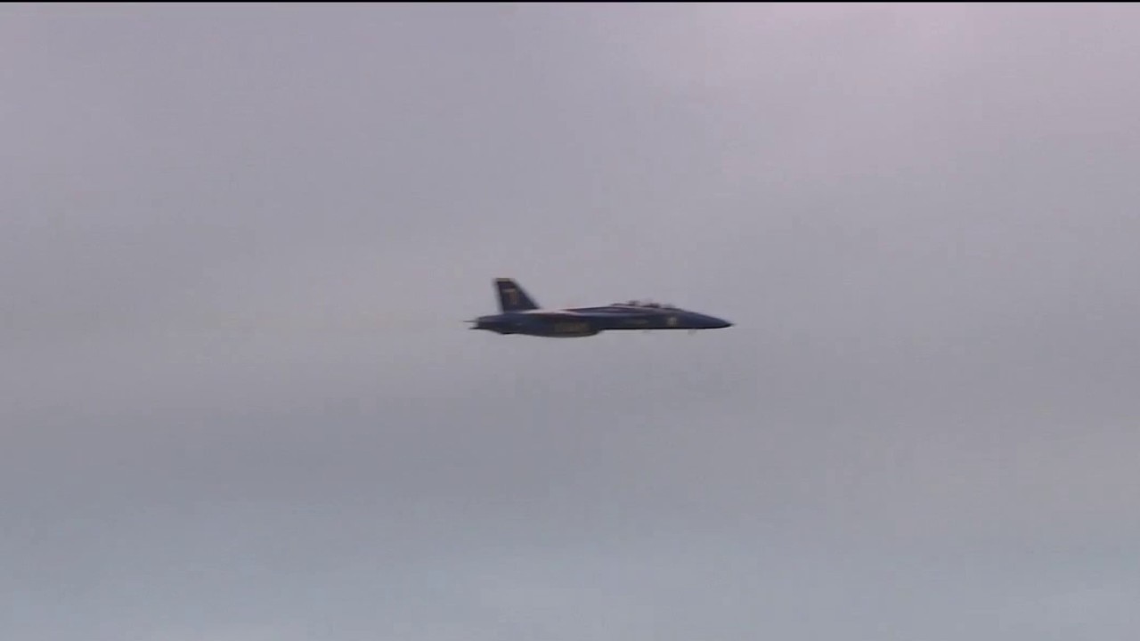 Blue Angels take to SF skies after fog delay  — KTVU FOX 2 Bay Area, Menlo Park Community news