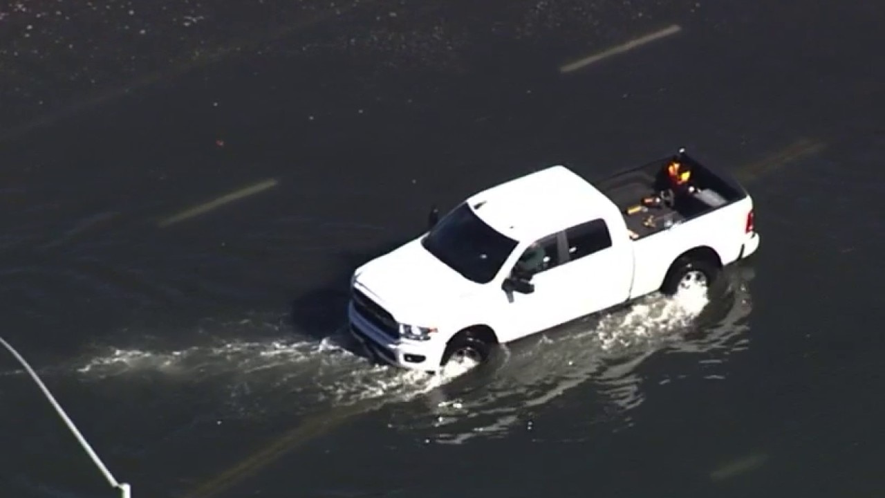 Truck driver stuck in Mill Valley high tides — KTVU FOX 2 Bay Area