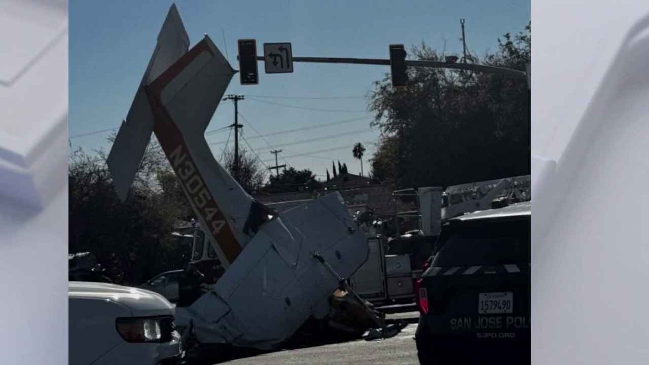 2 adults, child hospitalized in plane roadway crash — KTVU FOX 2 Bay Area, Menlo Park Health news