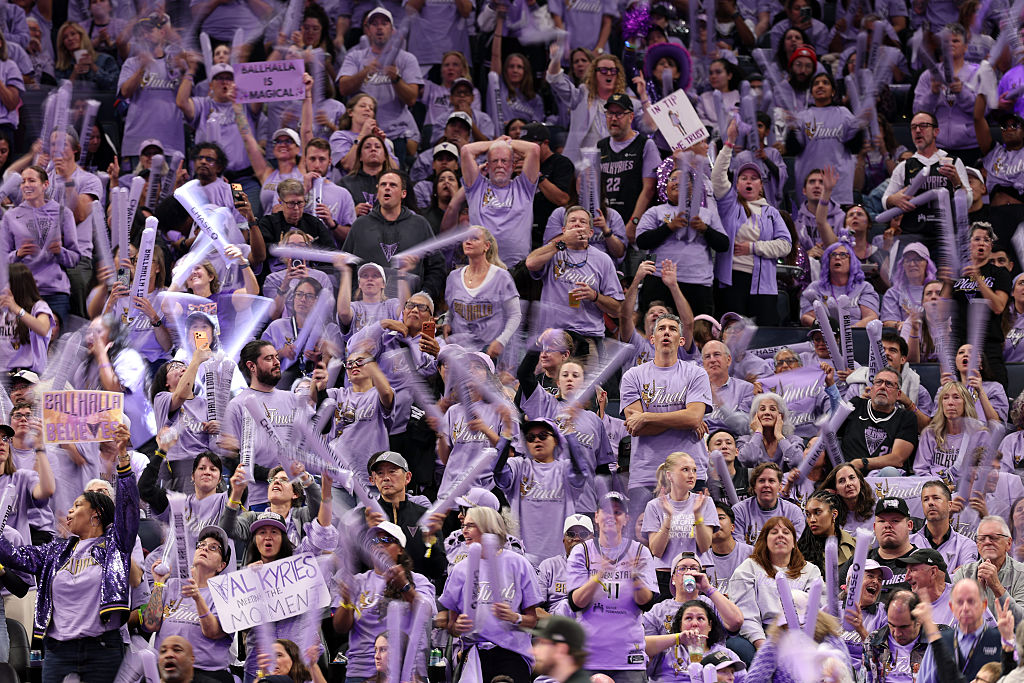 Here's why Valkryries game so early in the morning: some are annoyed — Menlo Park Sports news