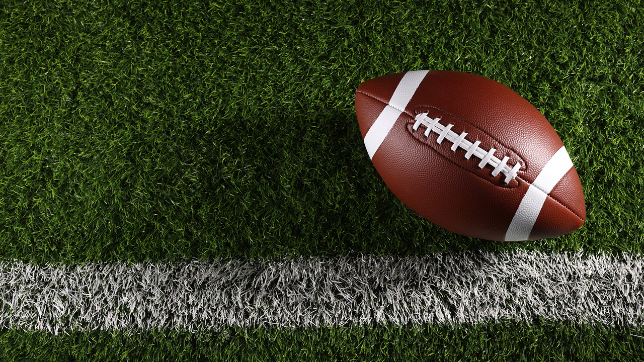 Southern Nazarene football player Tyler Ulrich dies after sustaining game injury — KTVU FOX 2 Bay Area, Menlo Park Sports news