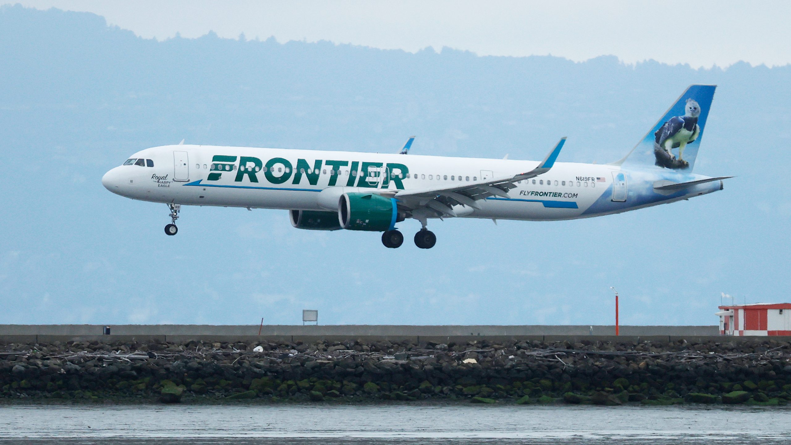 Frontier Airlines posts surprise profit after prices increase, rivals pull back — Menlo Park Community news