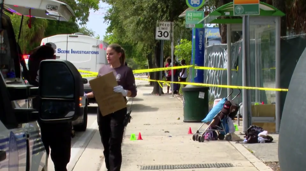 Attacker, victim injured in stabbing at Miami bus stop โ WSVN 7 Miami-Dade, Menlo Park Community news